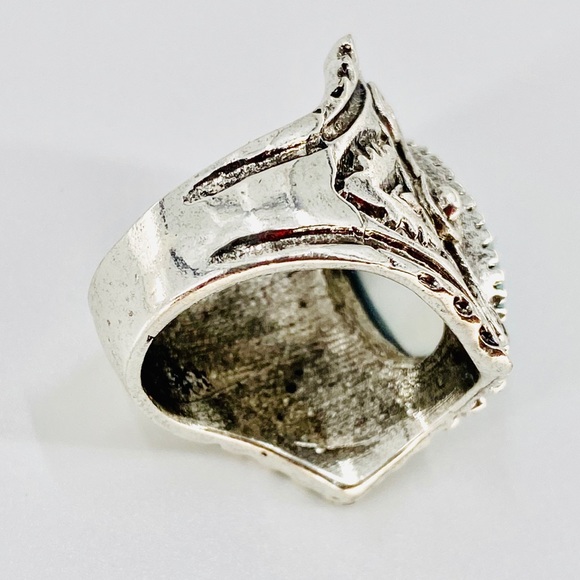 LAST CHANCE! -Bohemian Antique Silver Opal Ring - Picture 5 of 6